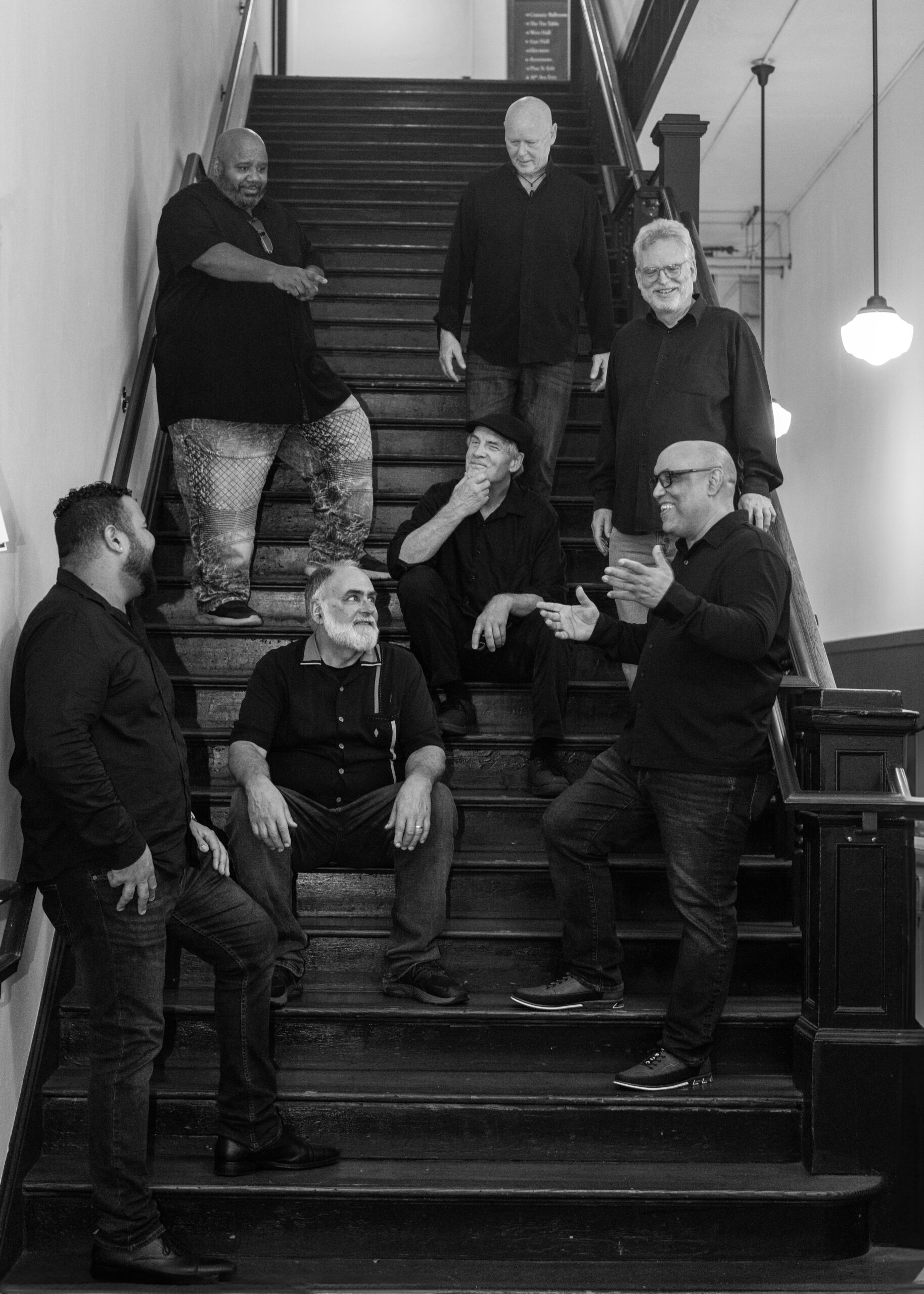 Destination Roadhouse ” Music Around The World” Buena Vibra